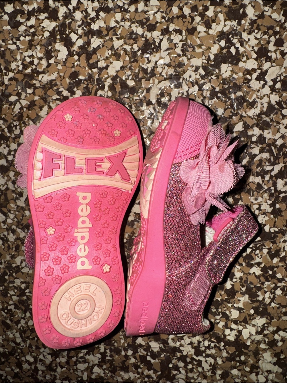 Toddler Girls Shoe Bundle Size 5/6/22 | Sparkle Dress Shoes, Sandals & Flats - Picture 6 of 9